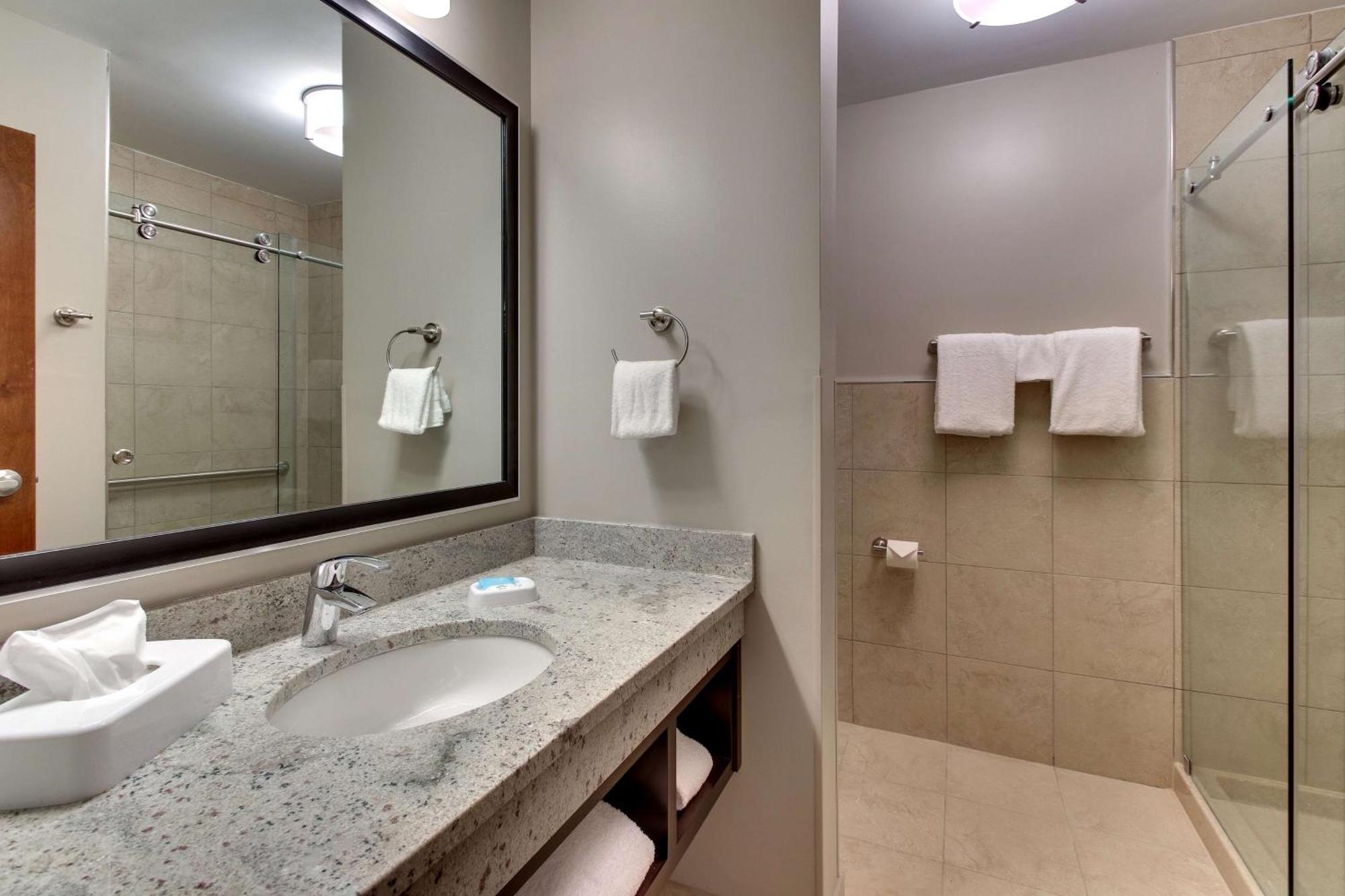 Drury Inn & Suites Columbus Polaris ภายนอก รูปภาพ