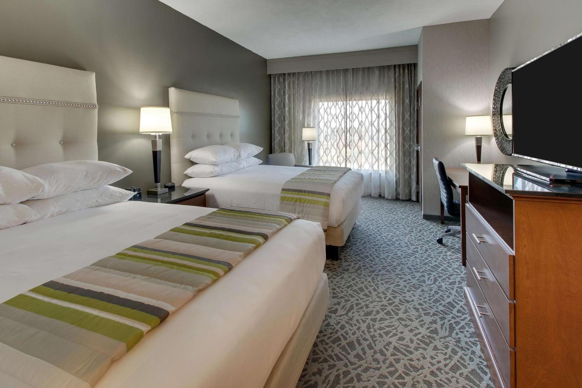 Drury Inn & Suites Columbus Polaris ภายนอก รูปภาพ