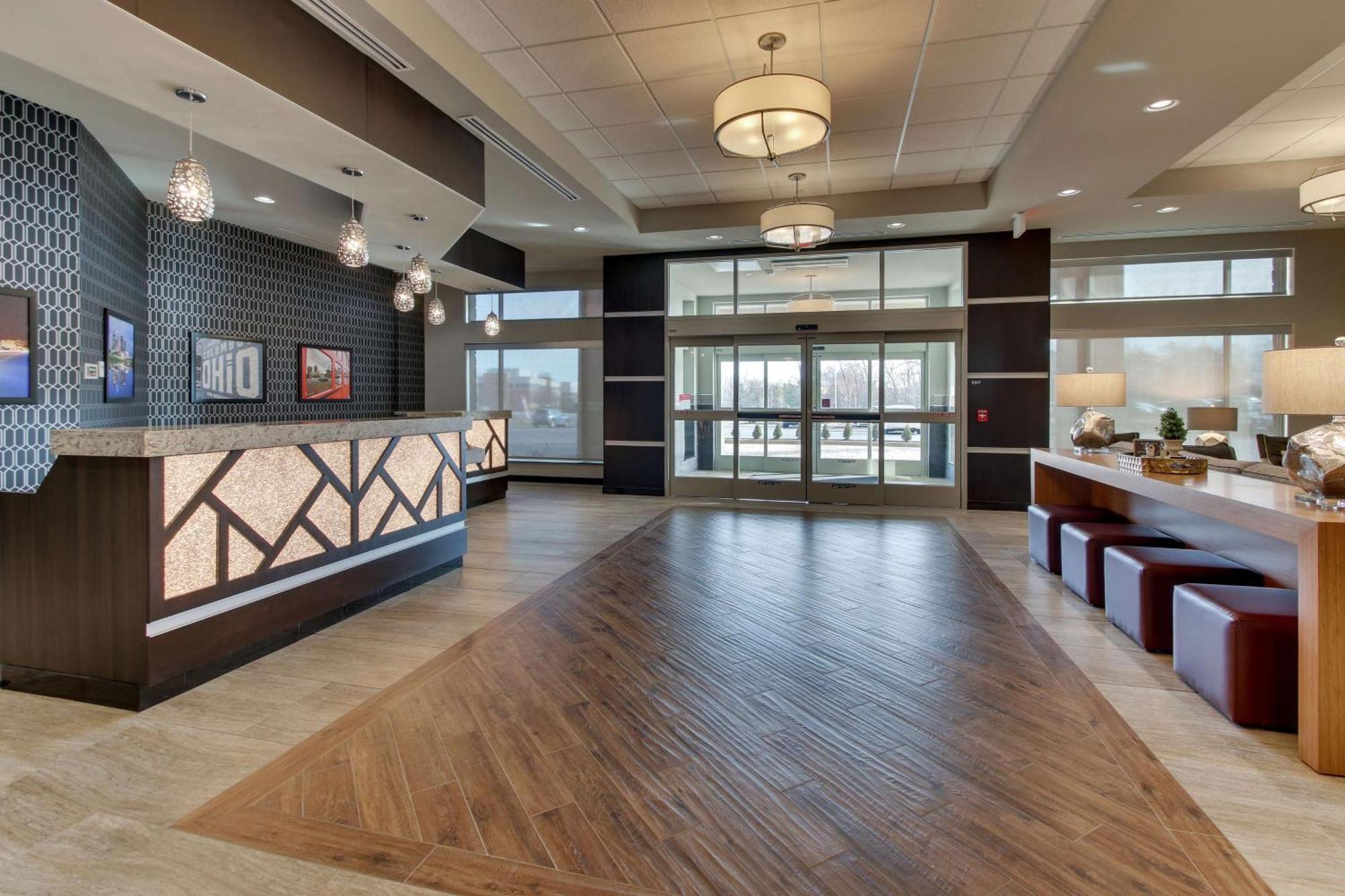 Drury Inn & Suites Columbus Polaris ภายนอก รูปภาพ
